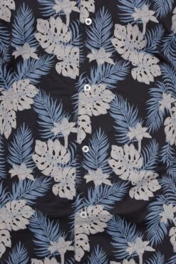 BadRhino Big & Tall Black Leaf Print Short Sleeve Shirt 4 BadRhino Big & Tall Black Leaf Print Short Sleeve Shirt -Urban Fitwear Sales 445b9367 3555 42 208022 Z